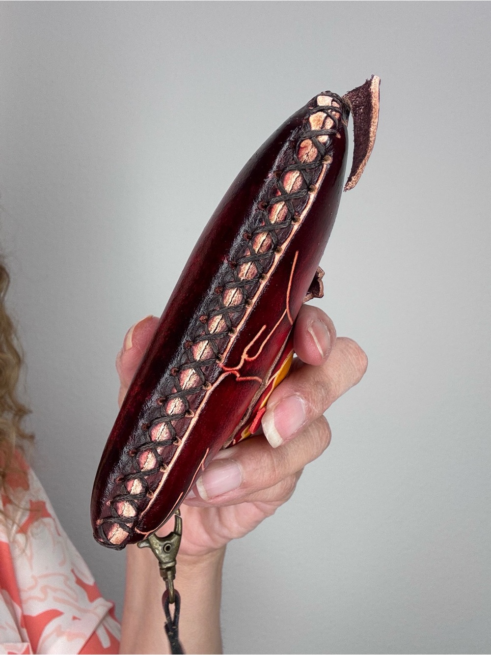 Dog handmade leather coin purse - Picture 7 of 10